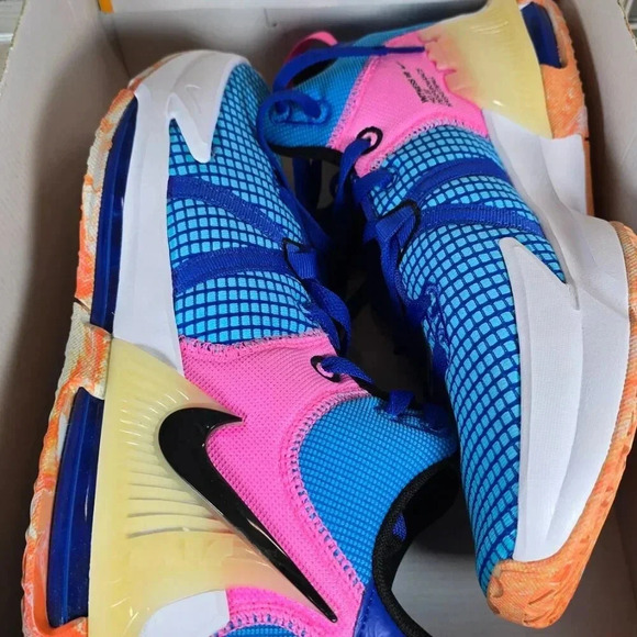 Nike LeBron Witness 7 Hyper Royal Pink Basketball Shoes XR125 Mens Size 12.0 - Picture 5 of 8